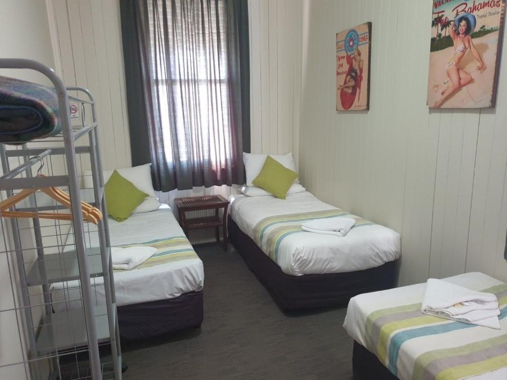 Exchange Hotel Toogoolawah Экстерьер фото