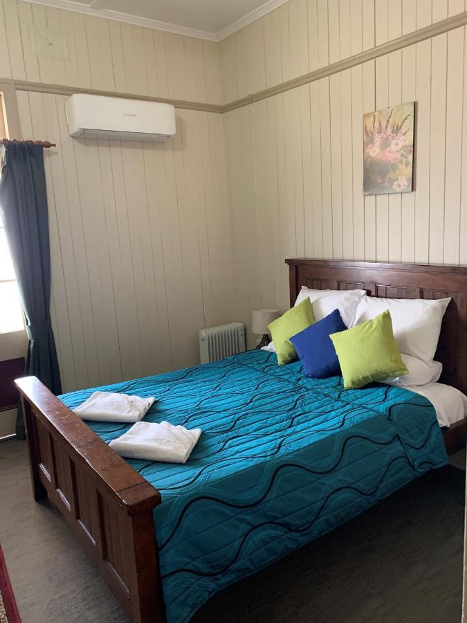Exchange Hotel Toogoolawah Экстерьер фото
