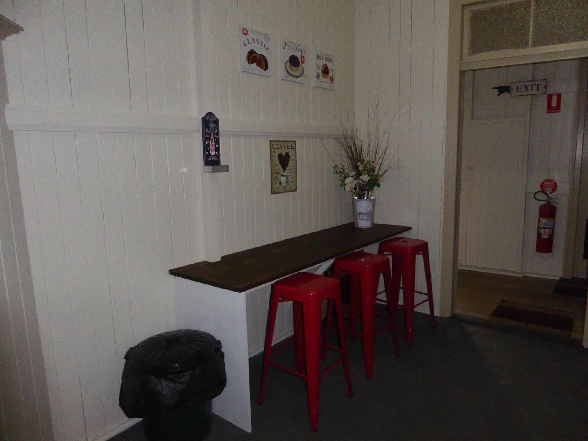 Exchange Hotel Toogoolawah Экстерьер фото