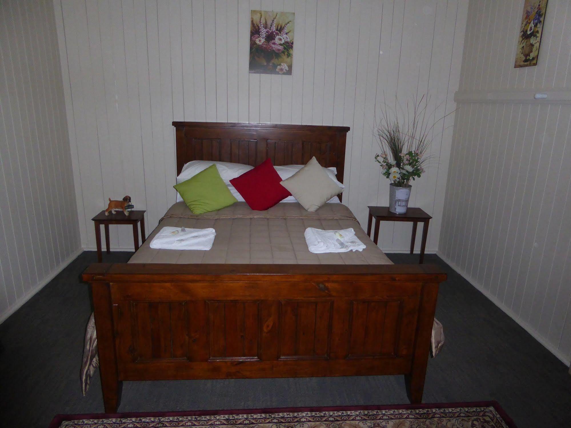 Exchange Hotel Toogoolawah Экстерьер фото